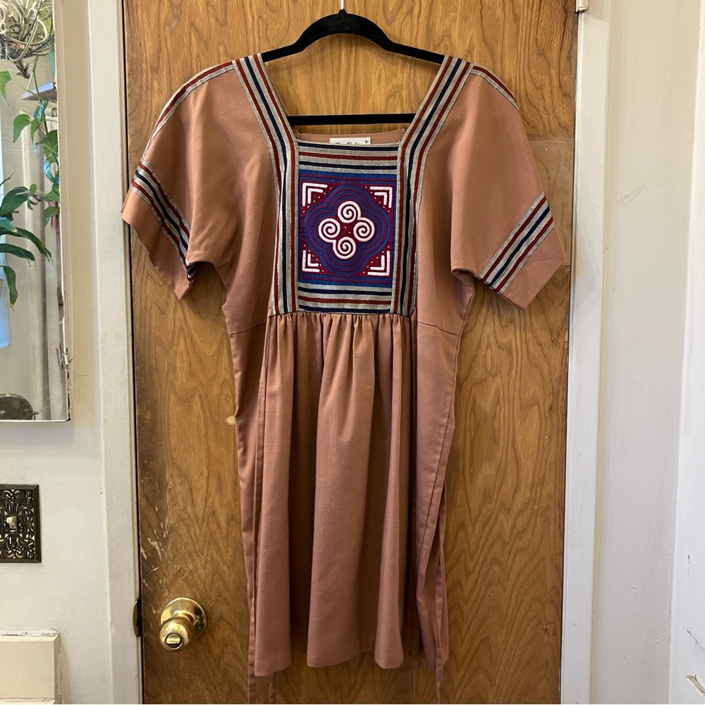Neo Fashions Vintage Dusty Pink mini dress